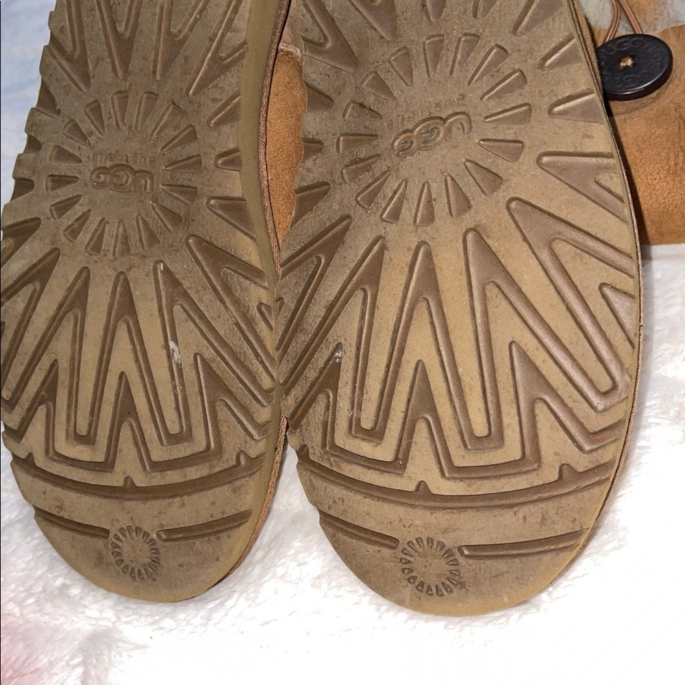 Ugg Bailey Button - image 8
